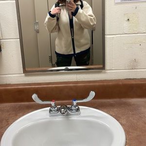 Gap brand new sweatshirt